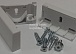 Комплект боковых креплений (две скобы с заглушками) для навески фасадов на встраиваемый холодильник Liebherr (Либхерр) 9096873